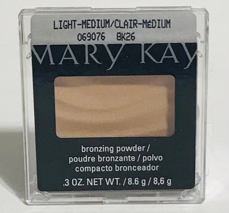 Mary Kay Mineral Bronzing Powder Light Medium 