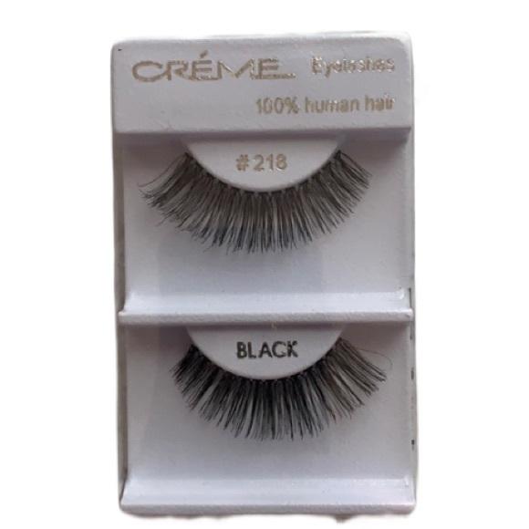 The Creme shop Eyelashes 218 Black 