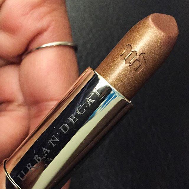 Urban Decay Lipstick Gold 